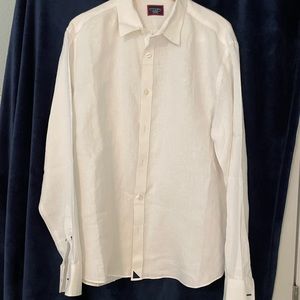 UNTUCKit 100% white linen XL LS wrinkle resistant dress shirt.